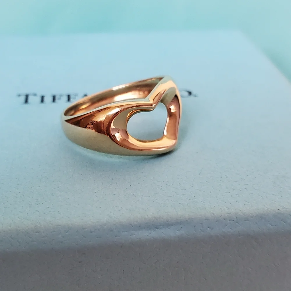 Final Sale‼️18K YG Tiffany & Co. Peretti Open Heart Ring - Picture 2 of 4